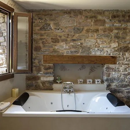 El Acebo De Casa Muria Бисаурри