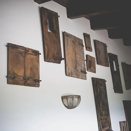 El Acebo De Casa Muria منزل ريفي *